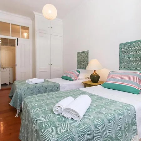 Dom Dinis Terrace Апартаменти